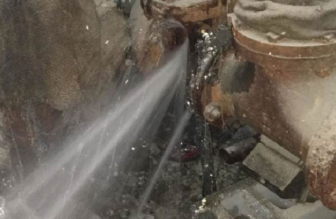 Steps to Take When a Pipe Bursts